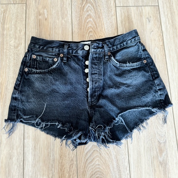 Aritzia AGOLDE Black Parker Vintage Cut Off Denim Shorts - Picture 6 of 13